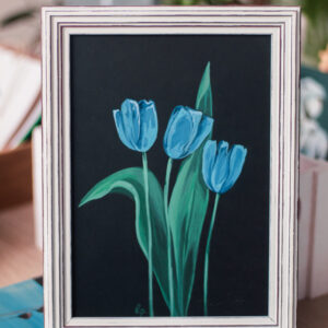κάδρο με μπλε τουλίπες